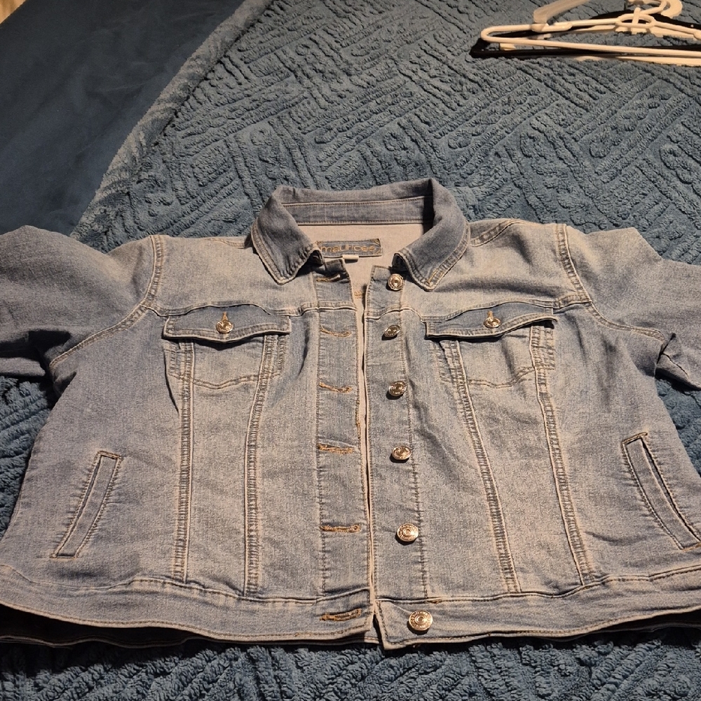 Maurices Stretch Denim Jacket Sz XL Like New